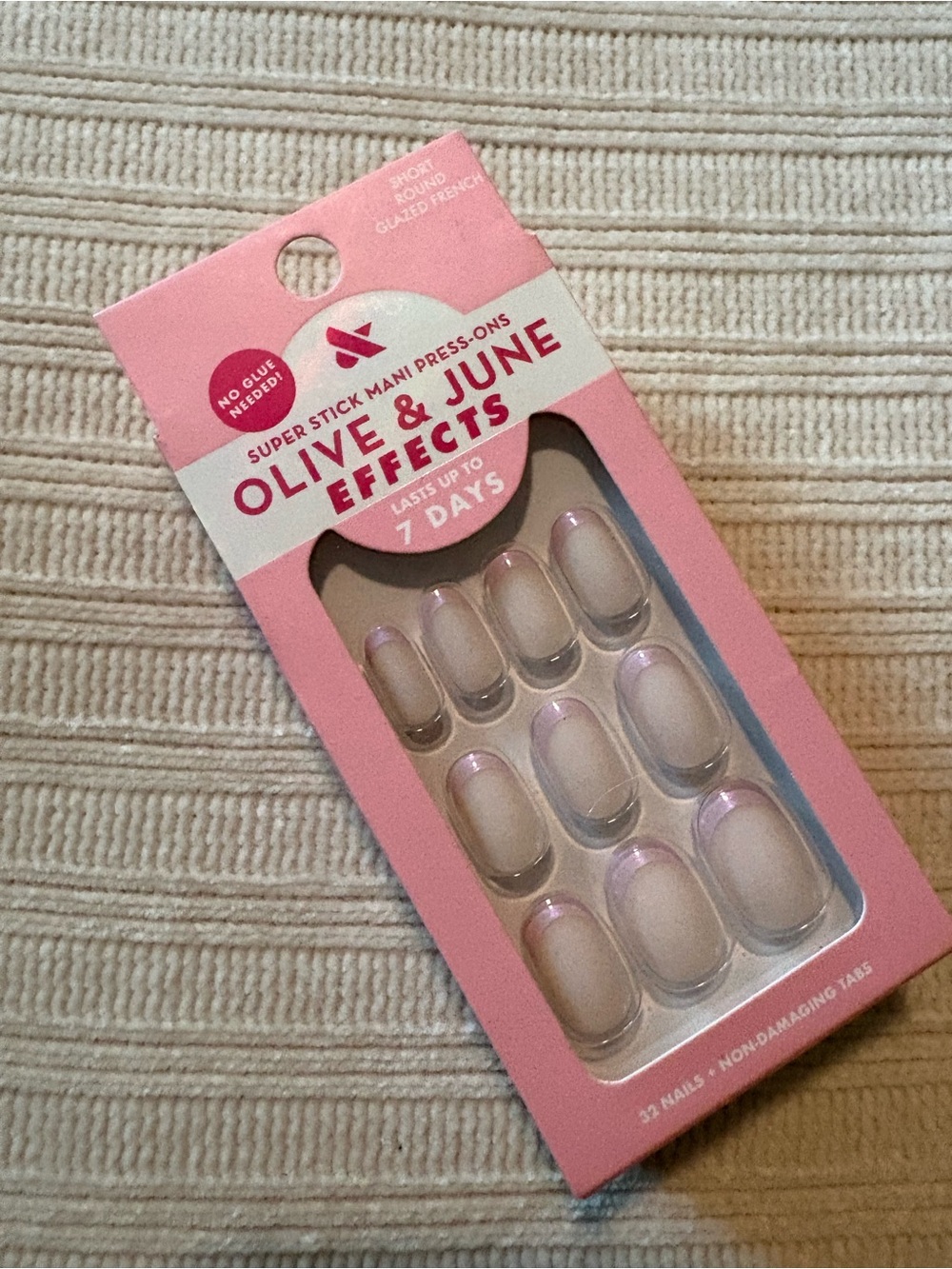 Olive & June Glazed French Pink-Tipped Press-On Nails Short Round